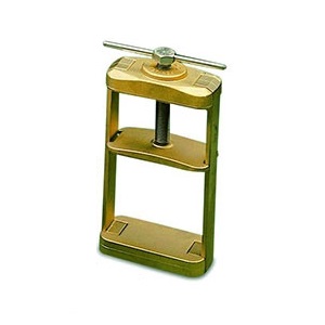 BRIDA DE LATON FORJADO PARA DOS MUFLAS